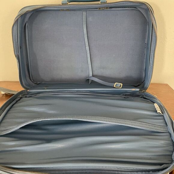 Vintage Bantam Travelware Overnight Suitcase Bag Blue Carry-on *READ* - Picture 5 of 13